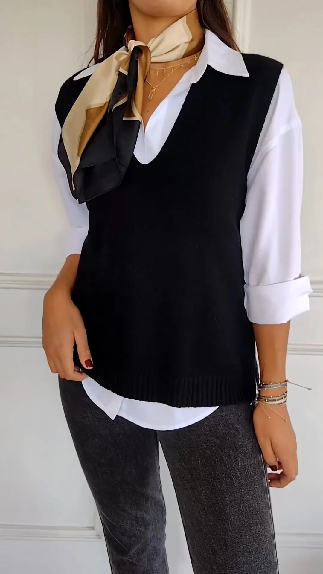 V-neck Knitted Vest